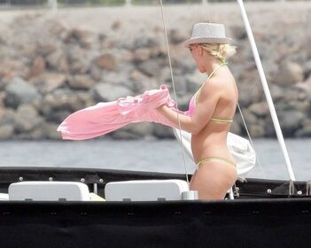 Britney Spears Nude Leaks OnlyFans Photo 148