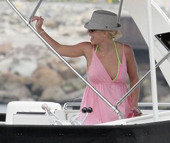 Britney Spears Nude Leaks OnlyFans Photo 160
