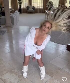 Britney Spears Nude Leaks OnlyFans Photo 165
