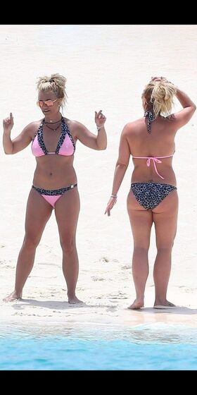 Britney Spears Nude Leaks OnlyFans Photo 324