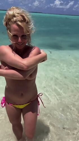 Britney Spears Nude Leaks OnlyFans Photo 356