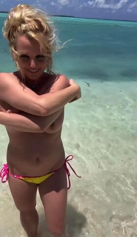 Britney Spears Nude Leaks OnlyFans Photo 545