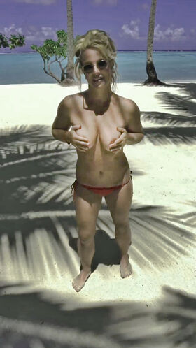 Britney Spears Nude Leaks OnlyFans Photo 618