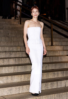 Britt Lower नग्न लीक OnlyFans फोटो 113