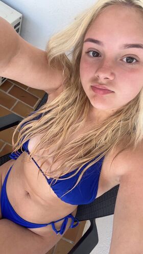 Brooke Marsden Nude Leaks OnlyFans Photo 27