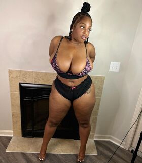 brownbodii Nude Leaks OnlyFans Photo 8