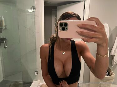 Bruna Lima Nude Leaks OnlyFans Photo 87