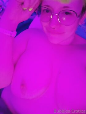 bubbleser0tica Nude Leaks OnlyFans Photo 49