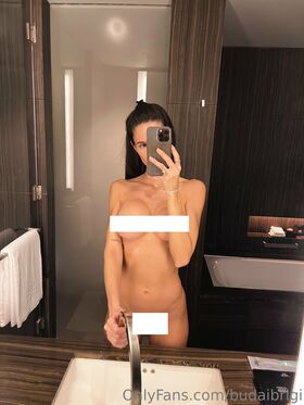 budaibrigi Nude Leaks OnlyFans Photo 32