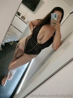 busty.ally Nude Leaks OnlyFans Photo 5