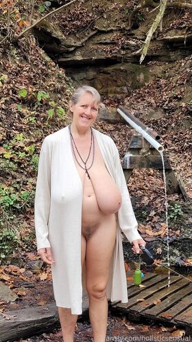 Busty Petra Nude Leaks OnlyFans Photo 12