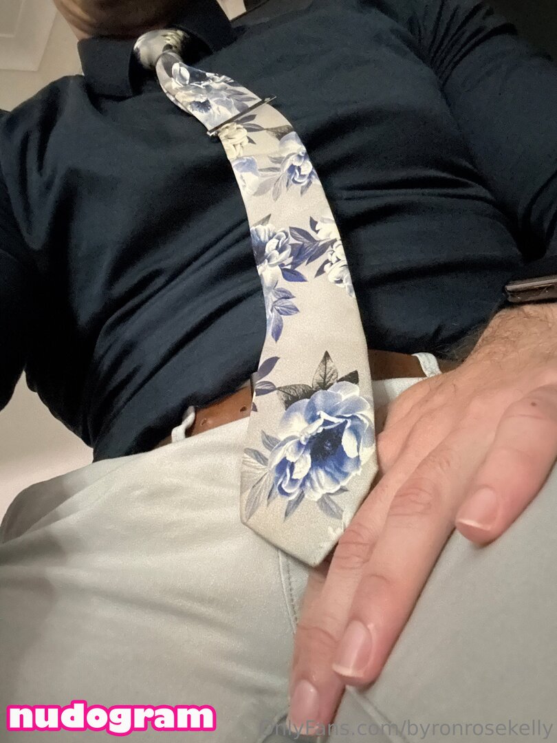 byronrosekelly Гола изтичане OnlyFans снимка 1 - Nudogram v2.1