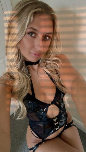 C9OEA Фото утечки OnlyFans (обнаженная) 1