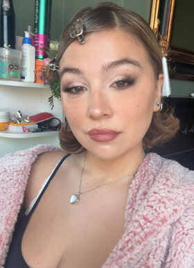 Caity Baser Vuotanut alastonkuva OnlyFans 189