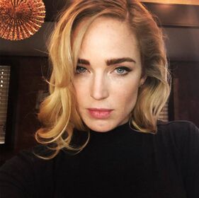 Caity Lotz Nude Leaks OnlyFans Photo 22