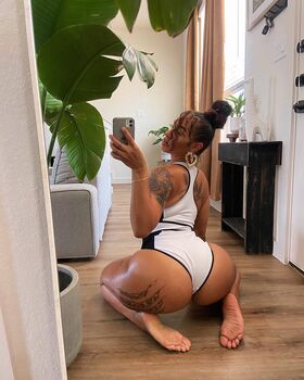 Cakequeenmami Fotografie scursă ilegal OnlyFans dezbrăcată 48