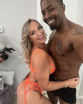 Cali Carter Nude Leaks OnlyFans Photo 2