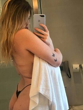 Cami Landi Nude Leaks OnlyFans Photo 3