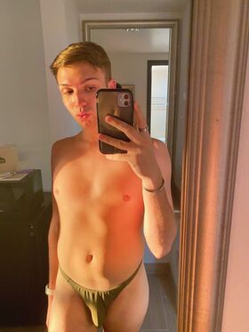 Camtoosaucy Nude Leaks OnlyFans Photo 9