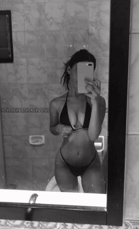 Cande Taverna Nude Leaks OnlyFans Photo 24