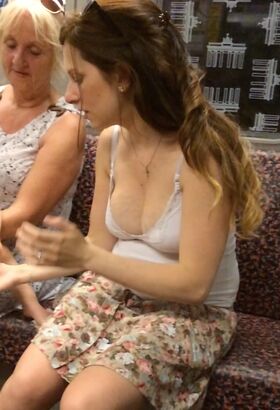 CANDID Boobs