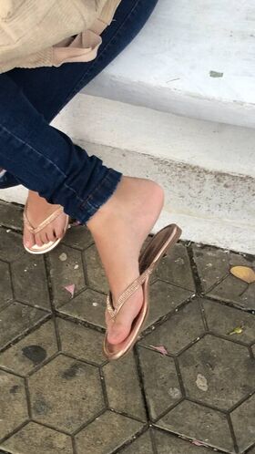 Candid Feet Nude Leaks OnlyFans Photo 11