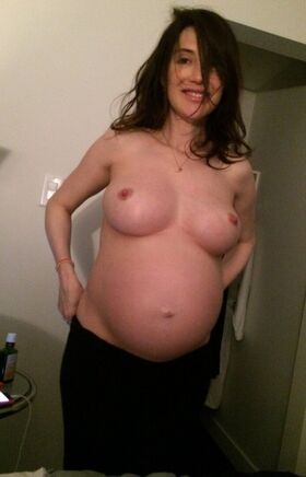 Carice Van Houten Nude Leaks OnlyFans Photo 6