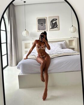 carla-piece-of-art Nude Leaks OnlyFans Photo 56