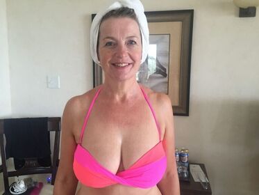Carol Kirkwood Nude Leaks OnlyFans Photo 4