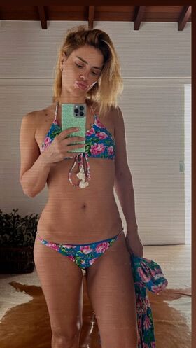 Carolina Dieckmann Nude Leaks OnlyFans Photo 9