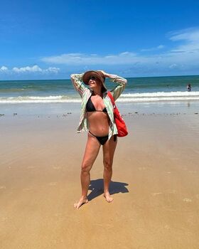Carolina Ferraz Nude Leaks OnlyFans Photo 16