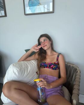 Caroline Dallarosa Nude Leaks OnlyFans Photo 5