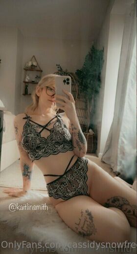 cassidysnowfree Nude Leaks OnlyFans Photo 59