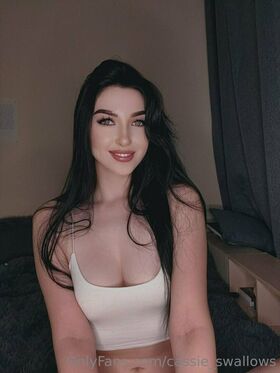 cassie_swallows Nude Leaks OnlyFans Photo 8