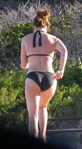 Cat Deeley Nude Leaks OnlyFans Photo 7