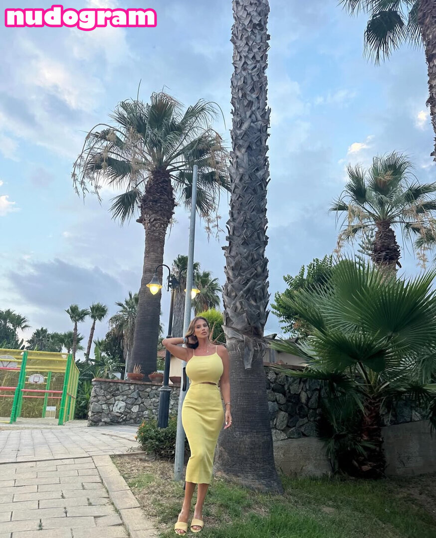 Caterina Milicchio  caterina_milicchio Nude Leaks OnlyFans Photo 2 -  Nudogram v2.1