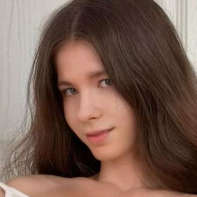 Cathfourmi/Catyfirst