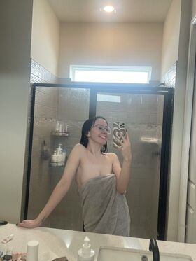 Catlyn Crespo Nude Leaks OnlyFans Photo 105