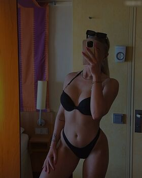 cece_bru Nacktes Leaks OnlyFans Foto 2