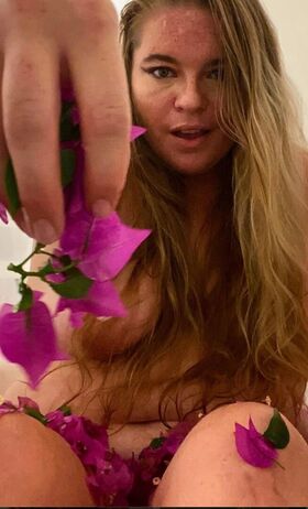 Cecily Barmore Nude Leaks OnlyFans Photo 2
