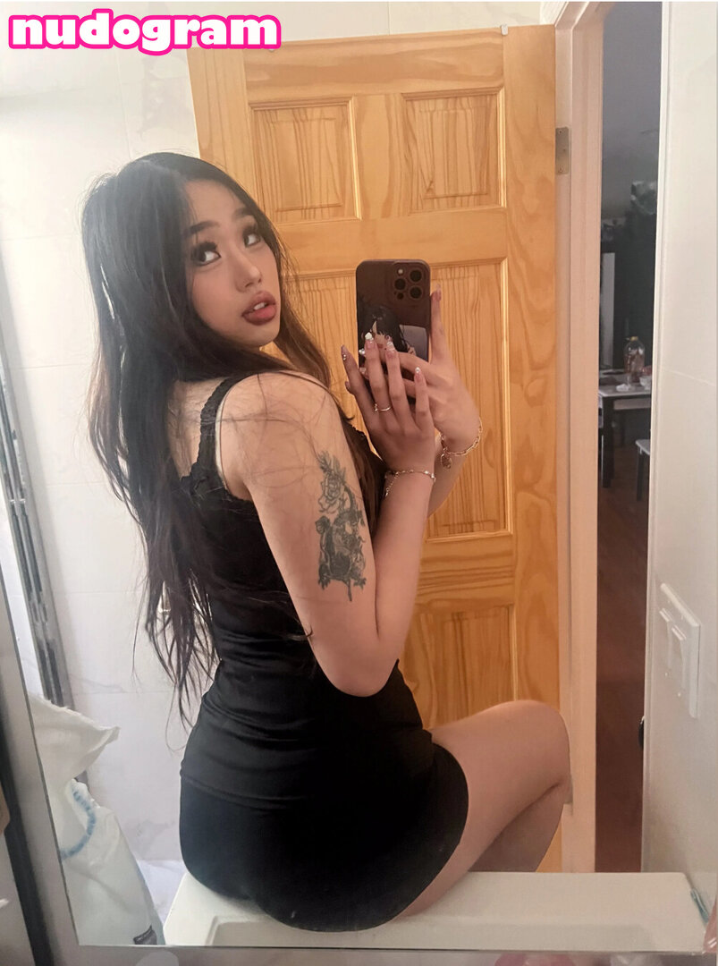 annie zheng  cellow111 Foto vazada OnlyFans nua 70 - Nudogram v2.1