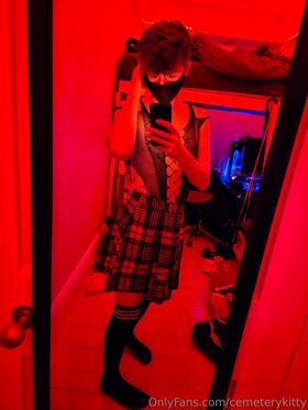 cemeterykitty