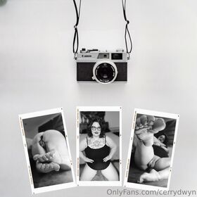 cerrydwyn Nude Leaks OnlyFans Photo 26