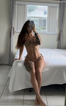 Chalina.l Nude Leaks OnlyFans Photo 31