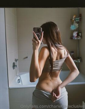 Charletta ASMR Nude Leaks OnlyFans Photo 18