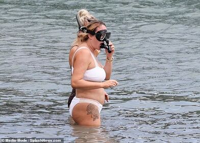 Charlotte Crosby Nude Leaks OnlyFans Photo 22