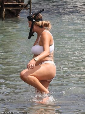 Charlotte Crosby Nude Leaks OnlyFans Photo 25