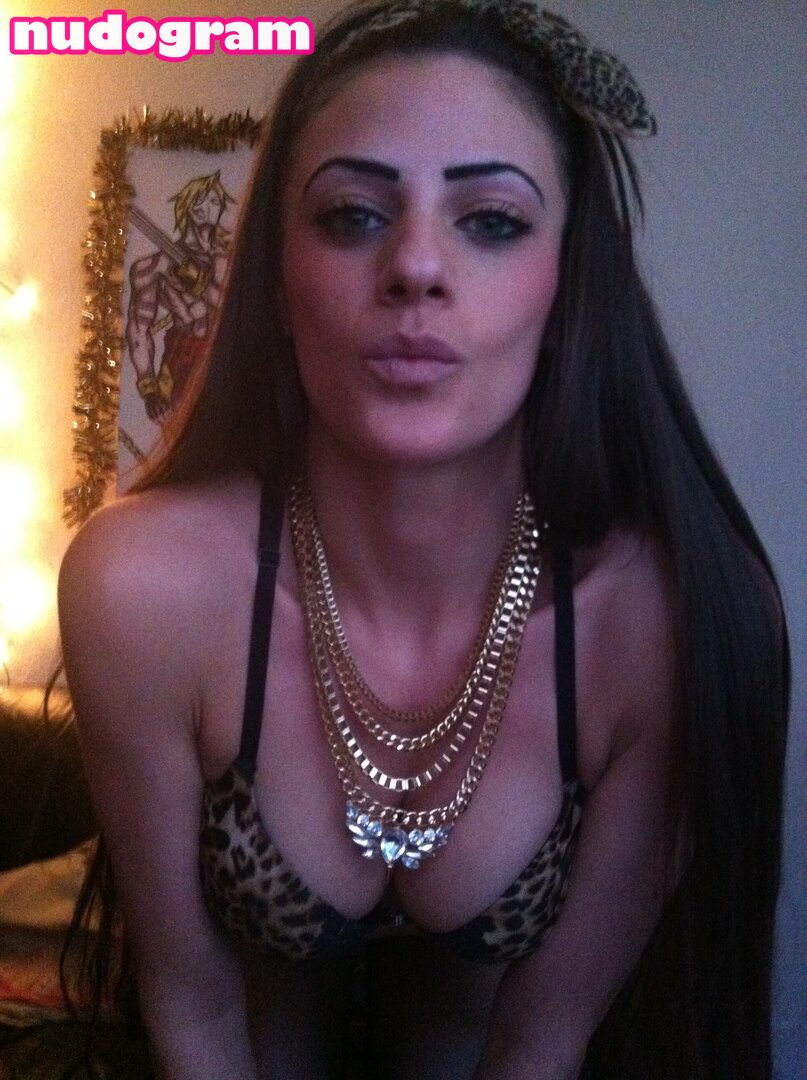 Charlotte Vassallo  charvassallo Nude Leaks OnlyFans Photo 24 - Nudogram  v2.0