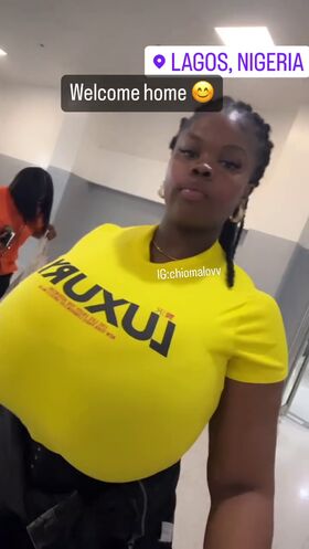 Chioma Lovv Nude Leaks OnlyFans Photo 18