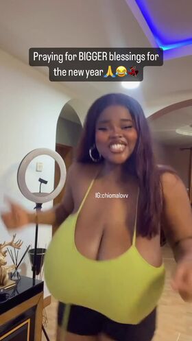 Chioma Lovv Nude Leaks OnlyFans Photo 47